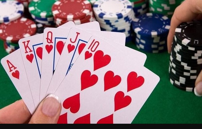 Thùng phá sảnh poker là gì? Ý nghĩa của thùng phá sảnh bài poker