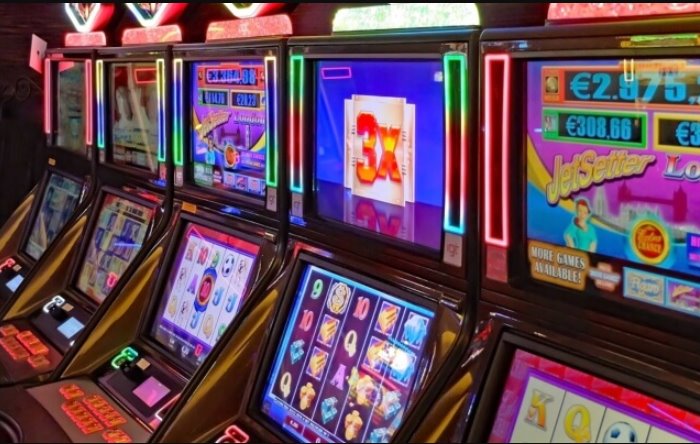 Máy đánh bạc Slot là gì? Cách chơi máy đánh bạc slot như thế nào?