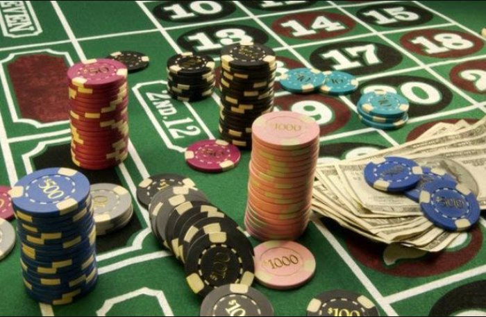 Tiền trong casino gọi là gì? Các loại tiền sử dụng trong casino